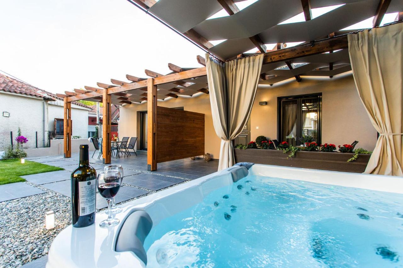 Meteora Boutique Villa A กาลัมปากา ภายนอก รูปภาพ