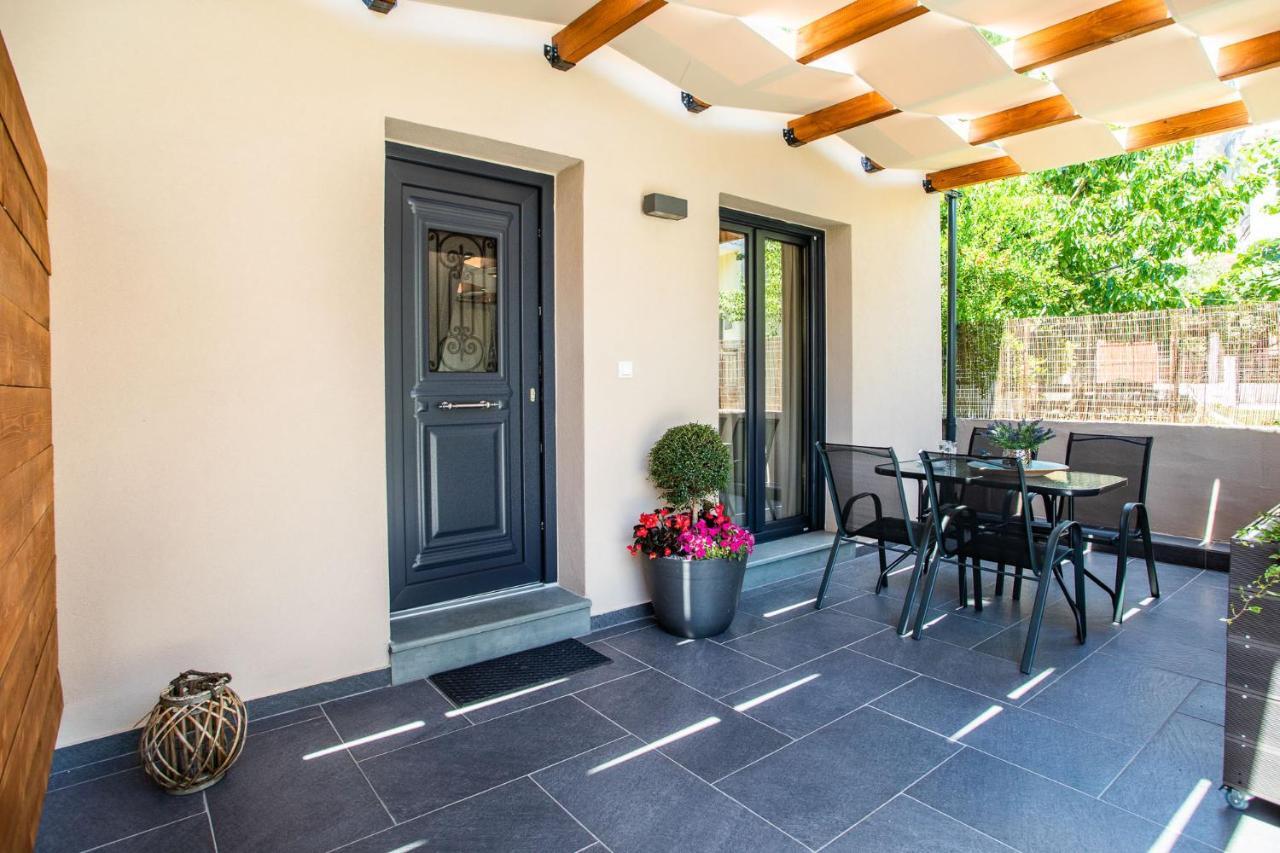 Meteora Boutique Villa A กาลัมปากา ภายนอก รูปภาพ