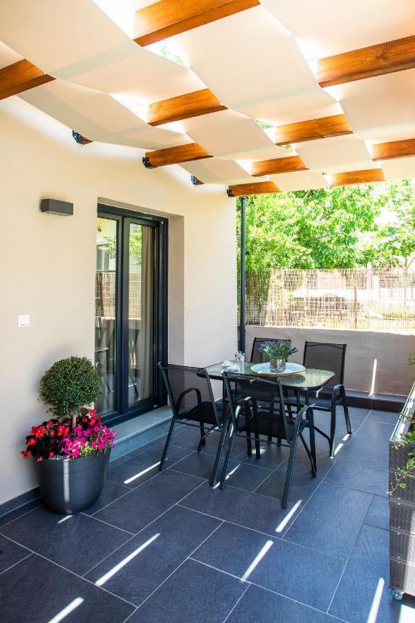 Meteora Boutique Villa A กาลัมปากา ภายนอก รูปภาพ